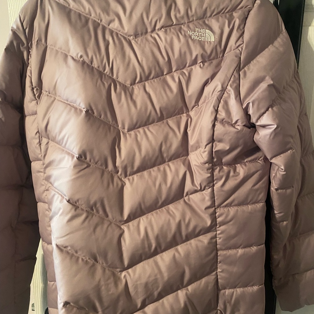 North face jacket hardly worn